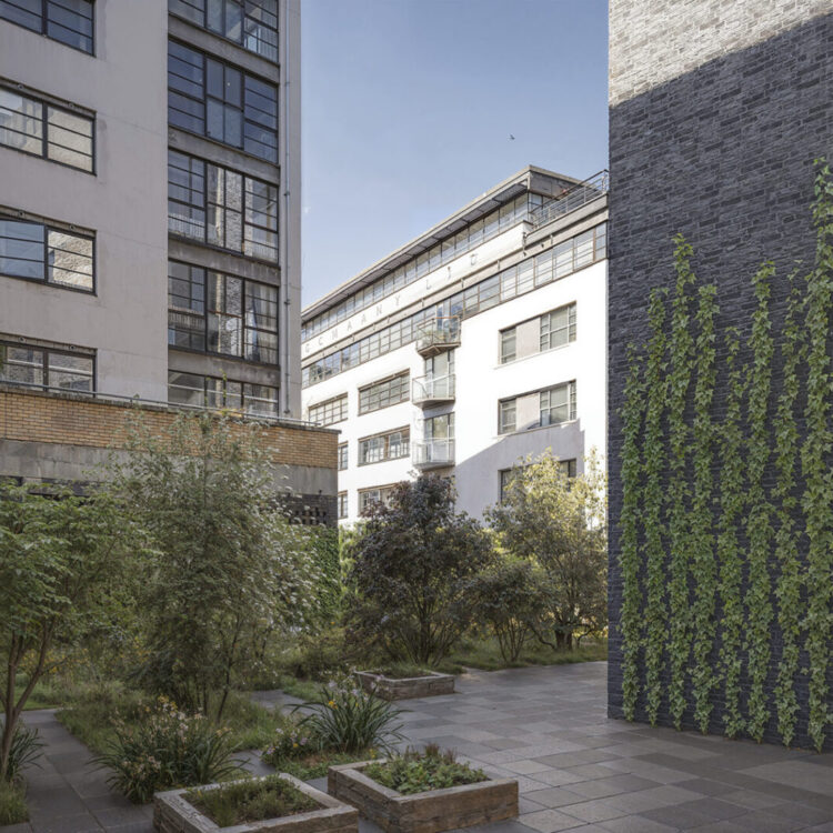 1832-V03-01-Small 1832-V03-01-Small